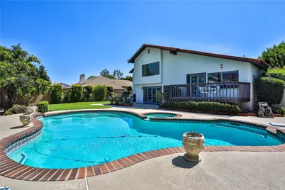 2009 Vinewood Street, La Verne, CA 91750 - Photo 6