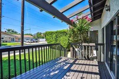 2009 Vinewood Street, La Verne, CA 91750 - Photo 20