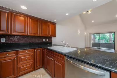 318 S Prospectors #44, Diamond Bar, CA 91765 - Photo 6