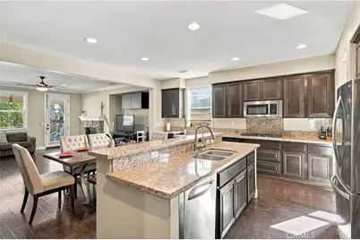 8294 Fall Creek Dr, Eastvale, CA 92880 - Photo 16
