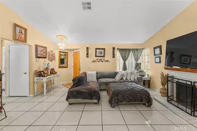 14394 Hillcrest, Fontana, CA 92337 - Photo 6