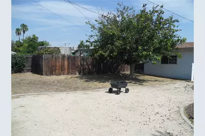 9384 Kempster Avenue, Fontana, CA 92335 - Photo 26