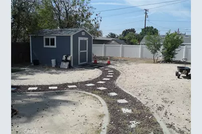 9384 Kempster Avenue, Fontana, CA 92335 - Photo 22