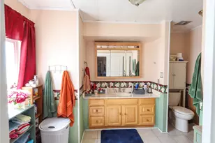 1456 E Philadelphia Dr, Ontario, CA 91761 - Photo 26