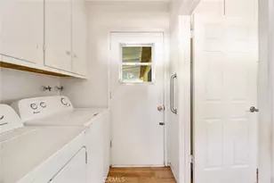1460 N Aldenville Ave, Covina, CA 91722 - Photo 20