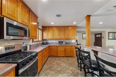 14933 Merrill Avenue, Fontana, CA 92335 - Photo 18