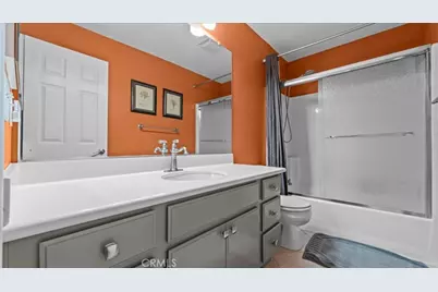 7030 Almeria, Fontana, CA 92336 - Photo 18