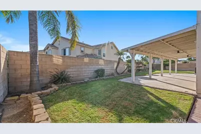 7030 Almeria, Fontana, CA 92336 - Photo 20