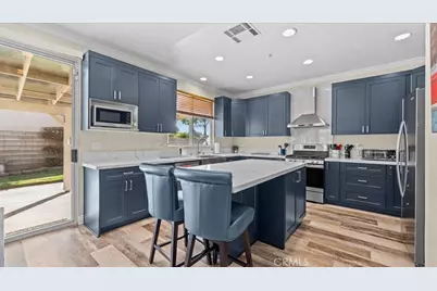 7030 Almeria, Fontana, CA 92336 - Photo 8