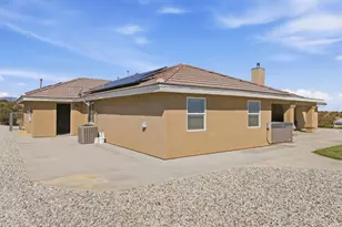 7223 Braceo St, Oak Hills, CA 92344 - Photo 46