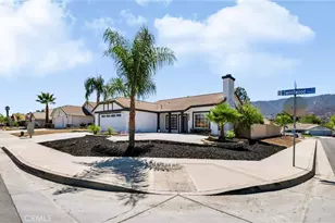 19415 Sweetwood Ln, Lake Elsinore, CA 92530 - Photo 1
