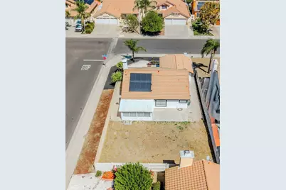 19415 Sweetwood Lane, Lake Elsinore, CA 92530 - Photo 52