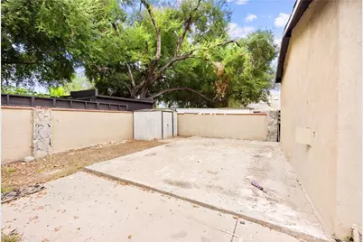 868 W Calaveras, Altadena, CA 91001 - Photo 24