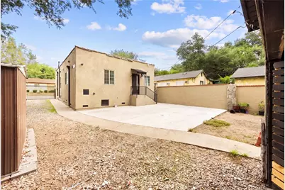 868 W Calaveras, Altadena, CA 91001 - Photo 18