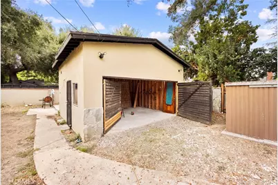 868 W Calaveras, Altadena, CA 91001 - Photo 16