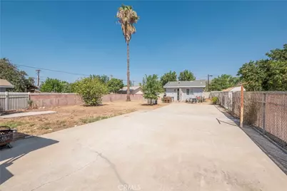 8573 Galena Street, Jurupa Valley, CA 92509 - Photo 16