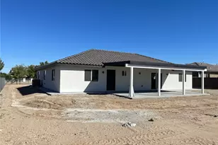 10674 Victor Ave, Hesperia, CA 92345 - Photo 4