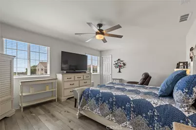 16986 Red Tail Lane, Fontana, CA 92336 - Photo 34