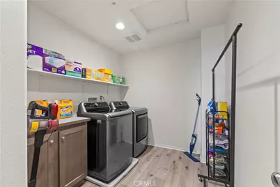 16986 Red Tail Lane, Fontana, CA 92336 - Photo 36