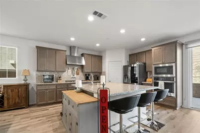 16986 Red Tail Lane, Fontana, CA 92336 - Photo 6