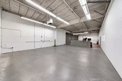 960 W Holt Boulevard, Ontario, CA 91762 - Photo 18