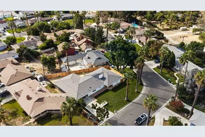 5995 Londonderry Drive, Riverside, CA 92504 - Photo 40