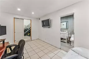 1527 Fairwood Way, Upland, CA 91786 - Photo 16