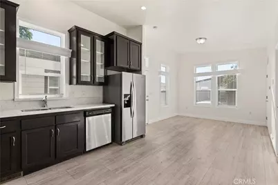 8250 Lankershim Boulevard #Space 185, North Hollywood, CA 91605 - Photo 2