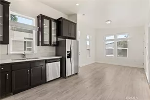 8250 Lankershim Blvd #Space 185, North Hollywood, CA 91605 - Photo 2