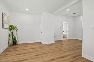 742 W 104th, Los Angeles, CA 90044 - Photo 22