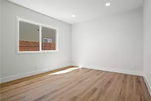 742 W 104th, Los Angeles, CA 90044 - Photo 26