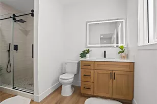 742 W 104th, Los Angeles, CA 90044 - Photo 18