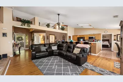 10593 Orchid, Hesperia, CA 92345 - Photo 10