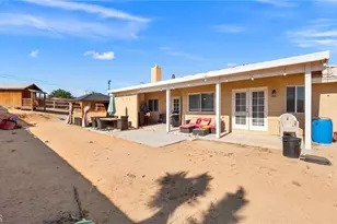 10593 Orchid, Hesperia, CA 92345 - Photo 4