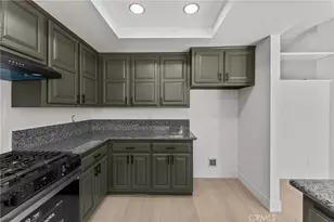 13423 Palm St, Oak Hills, CA 92344 - Photo 12
