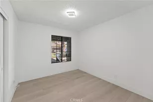 13423 Palm St, Oak Hills, CA 92344 - Photo 24