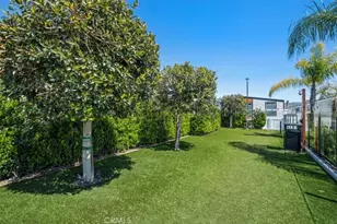 8250 Lankershim Blvd #Space 109, North Hollywood, CA 91605 - Photo 18