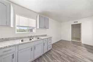 9614 Graham Ave, Los Angeles, CA 90002 - Photo 38