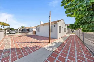 9614 Graham Ave, Los Angeles, CA 90002 - Photo 8