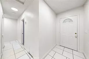 9614 Graham Ave, Los Angeles, CA 90002 - Photo 10