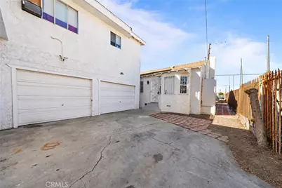 9614 Graham Ave, Los Angeles, CA 90002 - Photo 48
