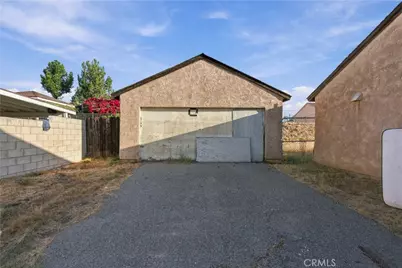 1360 W Van Koevering Street, Rialto, CA 92376 - Photo 14
