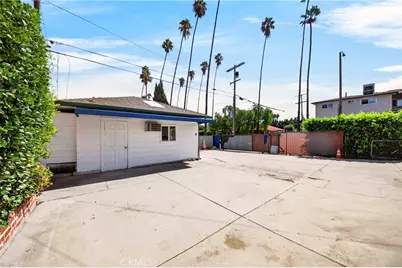 184 S Harvard Boulevard, Los Angeles, CA 90004 - Photo 36