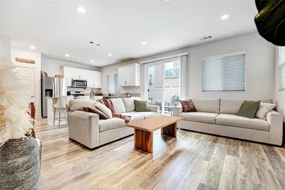 11809 Vienna, Los Angeles, CA 90047 - Photo 8