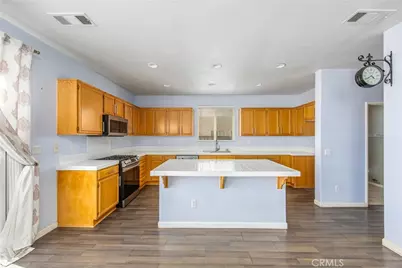 11239 Alexandria, Adelanto, CA 92301 - Photo 14
