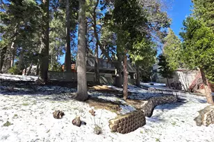 738 W Victoria Ct, Lake Arrowhead, CA 92352 - Photo 4