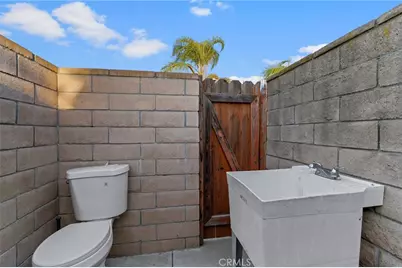2916 S Del Norte Avenue, Ontario, CA 91761 - Photo 26
