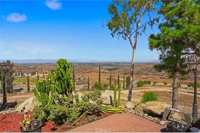 17075 Multiview, Perris, CA 92570 - Photo 6