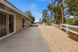 7831 Live Oak Dr, Jurupa Valley, CA 92509 - Photo 48