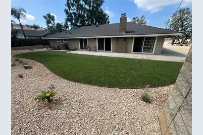 7831 Live Oak Drive, Rubidoux, CA 92509 - Photo 34